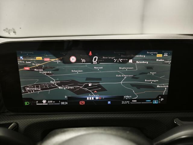 Mercedes-Benz A-KLASSE 180 Business Line | Camera | Navigatie | Climate Control | Stoelverwarming |