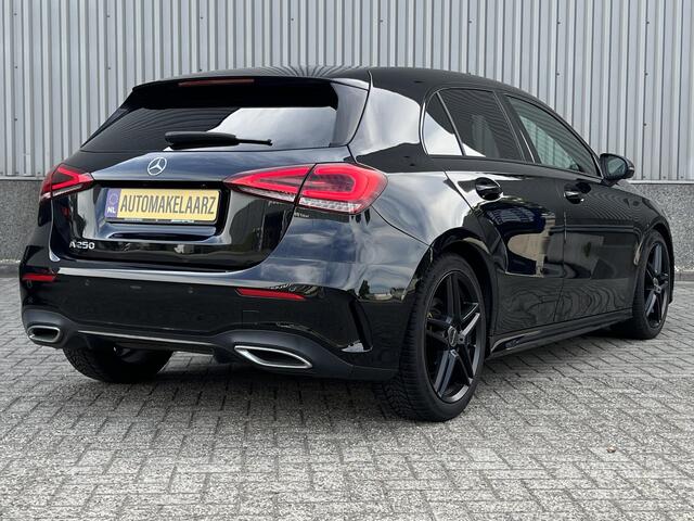 Mercedes-Benz A-KLASSE 250 Premium Plus AMG NIGHT LANE NAVI