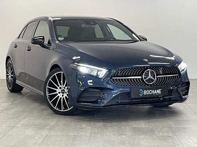 Mercedes-Benz A-KLASSE 180 AMG Line | Trekhaak | Origineel NL-auto | Camera | Stoelverwarming | Apple Carplay & Android Auto