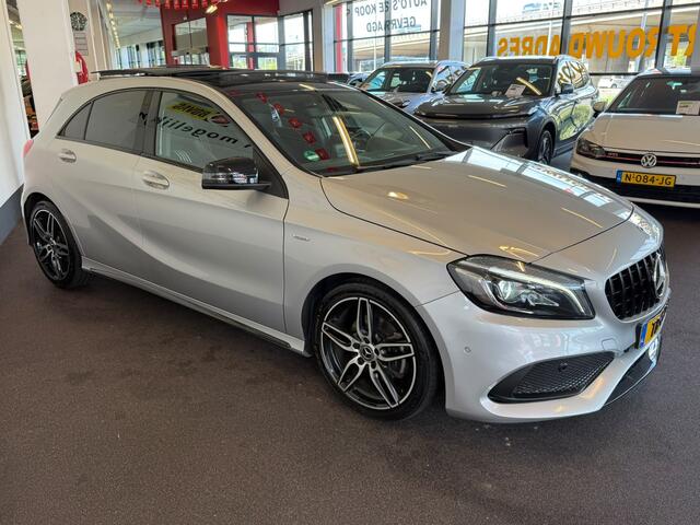 Mercedes-Benz A-KLASSE 180 AMG White Art | Automaat | Panoramadak | Achteruitrijcamera | Origineel Nederlands | Cruise control | Climate control | Adaptief onderstel | 18''INCH AMG | Navigatie