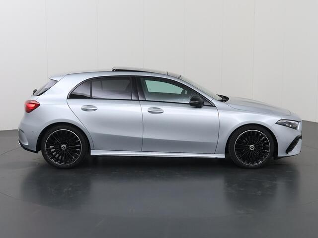 Mercedes-Benz A-KLASSE 180 Business Solution AMG | Panoramaschuifdak | Stoelverwarming | Achteruitrijcamera | MULTIBEAM LED |