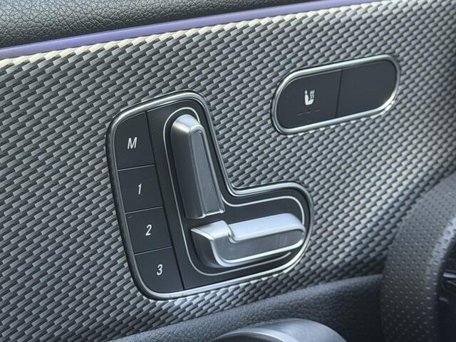 Mercedes-Benz A-KLASSE BWJ 2021 | 250 e 161PK Bus Solution Luxury Lim. | PANO DAK | LEER | TREKHAAK | AMBIENT PAKKET | 2 X STOEL GEHEUGEN | CLIMA | NAVI | PDC 2X | FULL LED | STOELVERW | CRUISE |