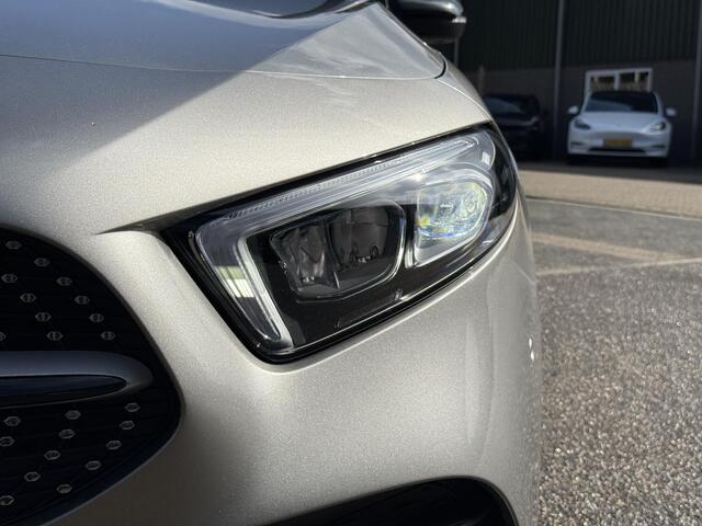 Mercedes-Benz A-KLASSE 200 Business Solution VAN: € 26.900- VOOR: € 24.877,- UW HERFSTVOORDEEL: € 2.023,-| ORIG. NL NAP 2E EIG.| 58.000KM!| GLASCOATING| WIDESCREEN| CAMERA| RECENT ONDERHOUD GEHAD, DIRECT LEVERBAAR| AMG | APPLE CARPLAY/ ANDROID AUTO| DODE HOEK SENSOR|