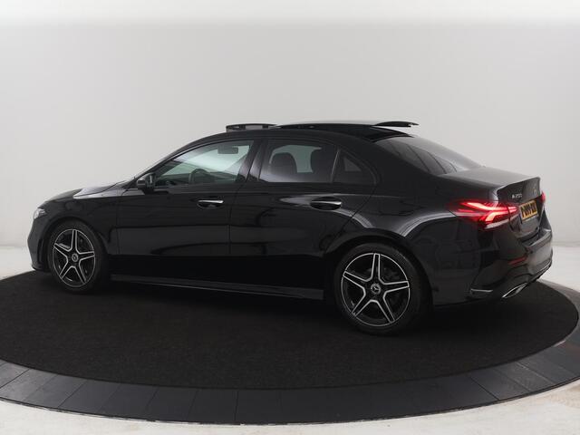 Mercedes-Benz A-KLASSE 200 Business Solution AMG | Pano.Dak | Camera | Navigatie | Apple Carplay | LED