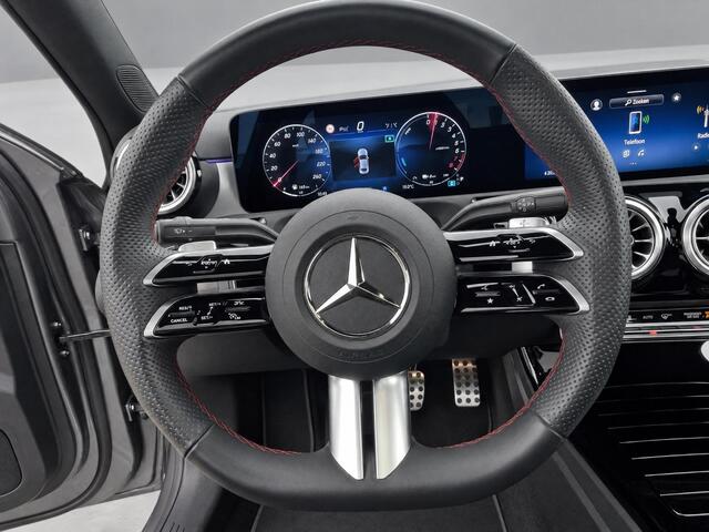 Mercedes-Benz A-KLASSE 250 e AMG | Trekhaak | Panoramadak