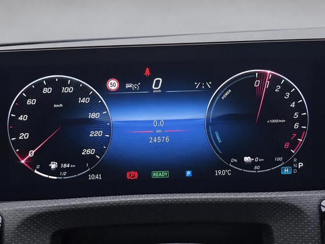 Mercedes-Benz A-KLASSE 250 e AMG | Trekhaak | Panoramadak