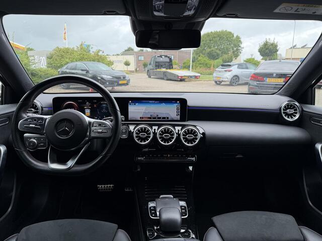 Mercedes-Benz A-KLASSE 220 Launch Edition Premium AMG LED | NAVIGATIE| SFEERVERLICHING |AMG-LINE | PARKEER SENSOREN | STOELVERWARMING |LED KOPLAMPEN | NEDERLANDSE AUTO |