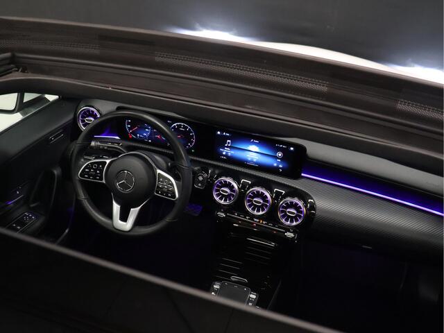 Mercedes-Benz A-KLASSE 200 Business Solution [SCHUIFKANTELDAK, SFEERVERLICHTING, STOELVERWARMING, CAMERA, HALF LEDER, CRUISE, PDC V+A, BLUETOOTH, CLIMATE, NIEUWSTAAT]