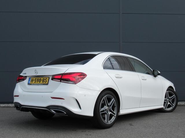 Mercedes-Benz A-KLASSE 180 Business Solution AMG | Virtual cockpit | Apple Carplay/Android | Camera | Donker glas
