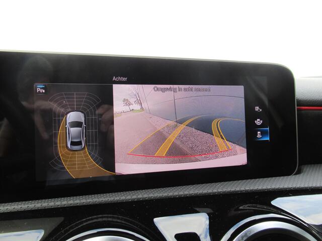 Mercedes-Benz A-KLASSE 180 Business Solution AMG | Virtual cockpit | Apple Carplay/Android | Camera | Donker glas