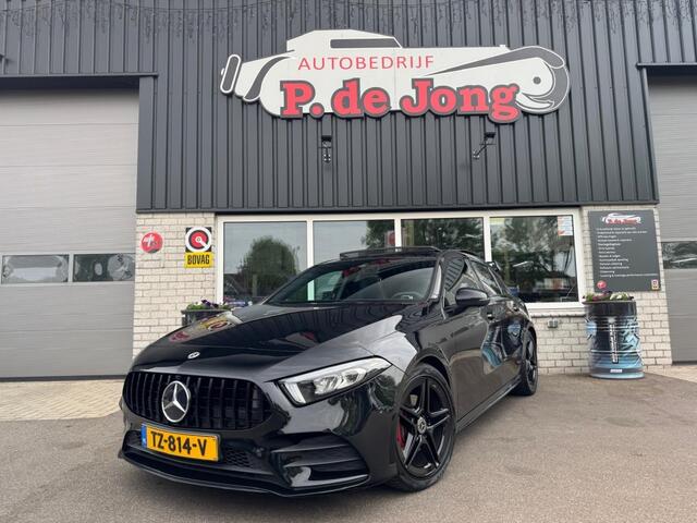 Mercedes-Benz A-KLASSE 200 AMG Aeropakket Panorama Alcantara Camera ACC origineel Nederlands!