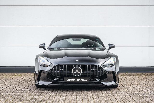 Mercedes-Benz AMG-GT AMG 63 4MATIC+ Premium Plus pakket | keramische remmen | Head-up display | Burmester High-End 3D | AMG Carbon Interieur en Exterieur Pakket | 2+2 concept | Liftsysteem | AMG Performance sportstoelen |