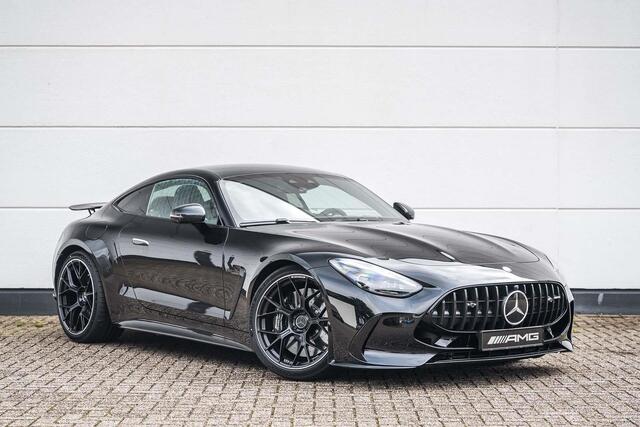 Mercedes-Benz AMG-GT AMG 63 4MATIC+ Premium Plus pakket | keramische remmen | Head-up display | Burmester High-End 3D | AMG Carbon Interieur en Exterieur Pakket | 2+2 concept | Liftsysteem | AMG Performance sportstoelen |