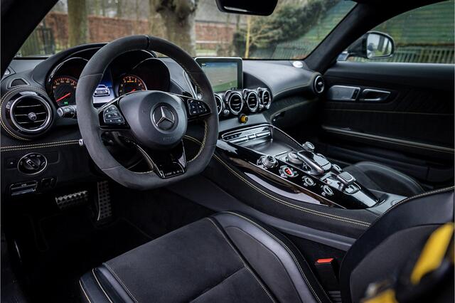 Mercedes-Benz AMG-GT 4.0 R Carbon Burmester High End Track Pace BTW