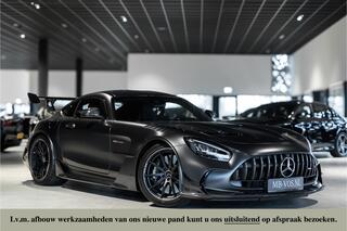 mercedes-benz-amg-gt-4.0-black-seri
