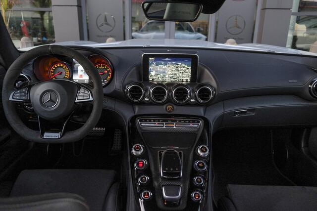 Mercedes-Benz AMG-GT R 4.0 V8 585pk GTR NLauto Keramisch Bucket seats Carbonpakket Burmester Camera DAB CommandOnline