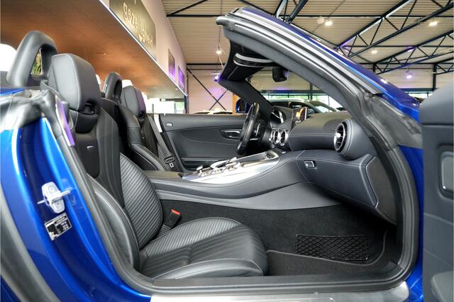 Mercedes-Benz AMG-GT Roadster 4.0 V8 350kW/476pk DCT7 DISTRONIC + BURMESTER + SOFTLEDER + AIRSCARF + CAMERA + DODEHOEK MELDER + PRE-SAFE + AMG PERF. UITLAAT + RIDE MODES + KEYLESS ENTRY&GO + PARKSENSOREN V&A + FOLIE VOORBUMPER + 19"/20" AMG-VELGEN GEPOLIJST!