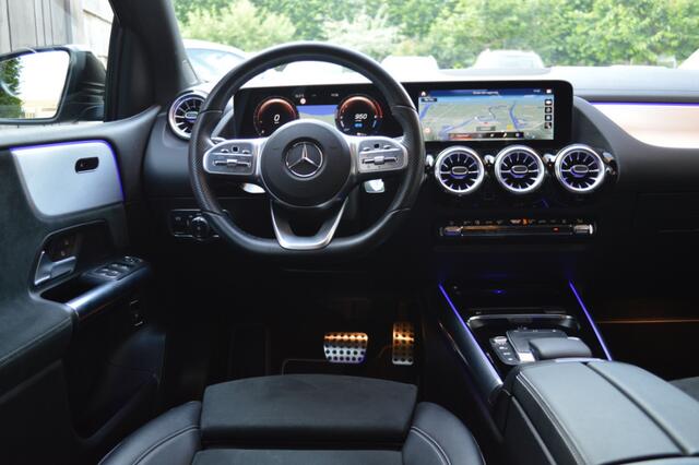 Mercedes-Benz B-KLASSE 250 e AMG Led Panorama Widescreen Sfeer Camera Pdc