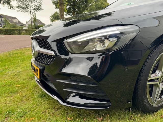 Mercedes-Benz B-KLASSE 180 BUS. SOL. AMG/VIRTDASH/HLEER/CAM/NAV/XEN