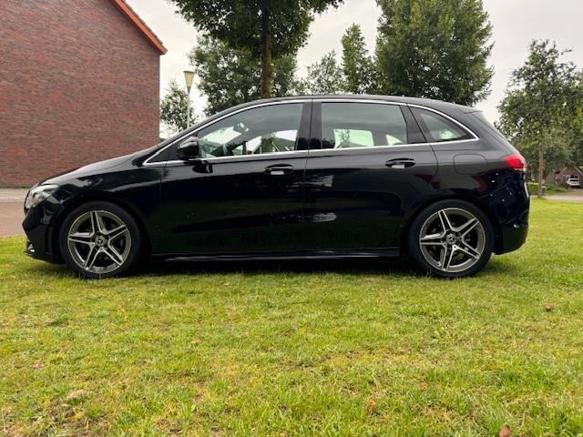 Mercedes-Benz B-KLASSE 180 BUS. SOL. AMG/VIRTDASH/HLEER/CAM/NAV/XEN
