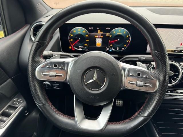 Mercedes-Benz B-KLASSE 180 BUS. SOL. AMG/VIRTDASH/HLEER/CAM/NAV/XEN