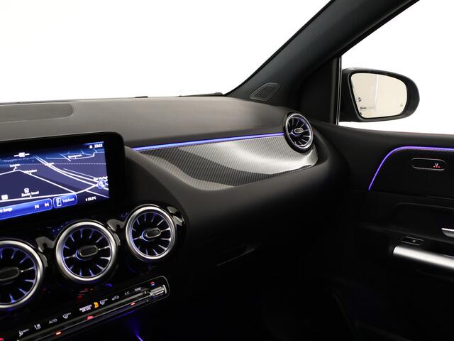 Mercedes-Benz B-KLASSE 180 Star Edition AMG Line | Nightpakket | Dodehoekassistent | Keyless-Go comfortpakket | Draadloos oplaadsysteem voor Smartphone | USB-pakket plus | Sfeerverlichting | Parkeerpakket met achteruitrijcamera |