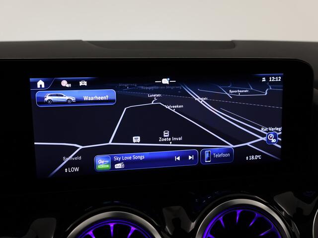 Mercedes-Benz B-KLASSE 180 Star Edition AMG Line | Nightpakket | Dodehoekassistent | Keyless-Go comfortpakket | Draadloos oplaadsysteem voor Smartphone | USB-pakket plus | Sfeerverlichting | Parkeerpakket met achteruitrijcamera |