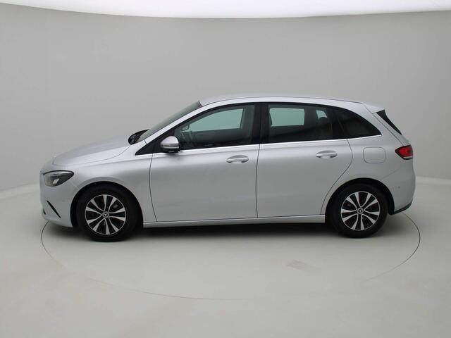 Mercedes-Benz B-KLASSE 180 Business Line Automaat,1/2 Leder, Trekhaak,Dig.Cockpit, LED