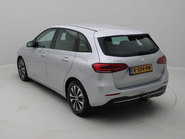 Mercedes-Benz B-KLASSE 180 Business Line Automaat,1/2 Leder, Trekhaak,Dig.Cockpit, LED