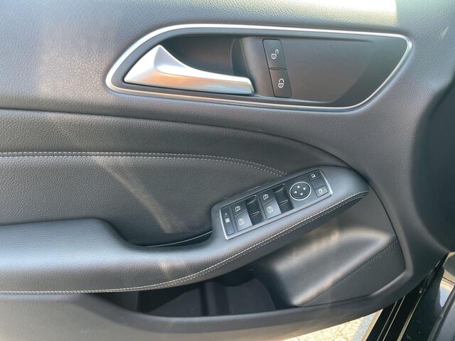 Mercedes-Benz B-KLASSE 180 Business | Keyless | Camera | Leder