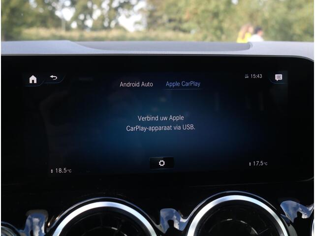 Mercedes-Benz B-KLASSE 180 AMG line Camera | Apple Carplay