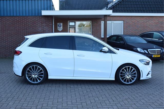Mercedes-Benz B-KLASSE AMG Pakket 220 Launch Edition Premium Automaat