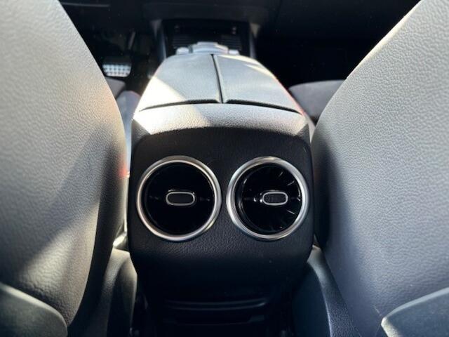 Mercedes-Benz B-KLASSE Business Solution AMG, Camera, ACC, Carplay, Sportstoelen