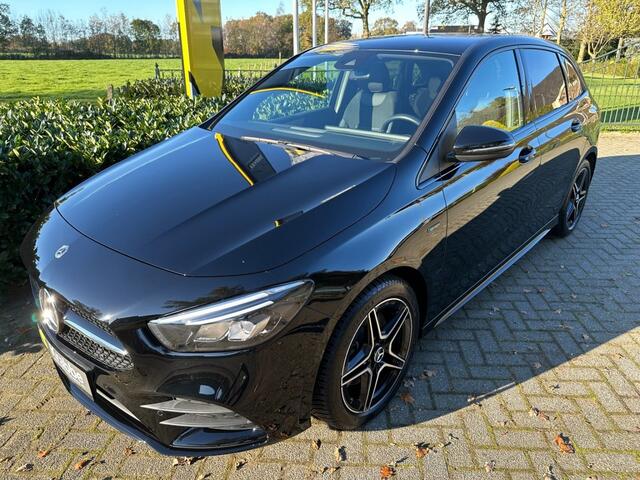Mercedes-Benz B-KLASSE 250e AMG Night Camera / Sfeer / Carplay
