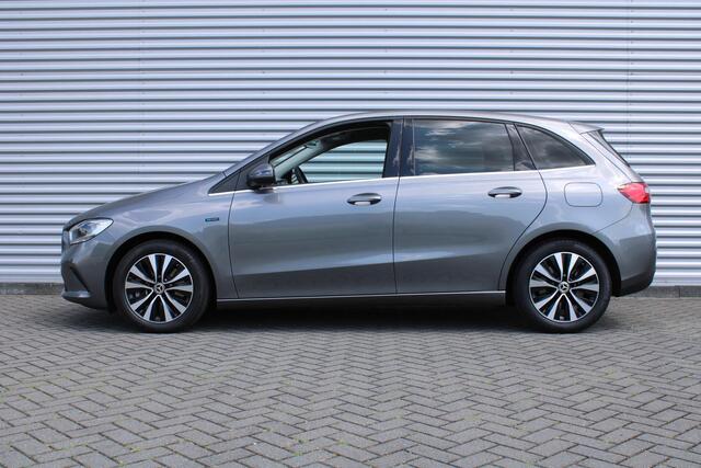 Mercedes-Benz B-KLASSE B250e | Plug-in | 218PK | Automaat | 17" LM | Navi Android | Apple Carplay | Camera | Stoelverwarming |