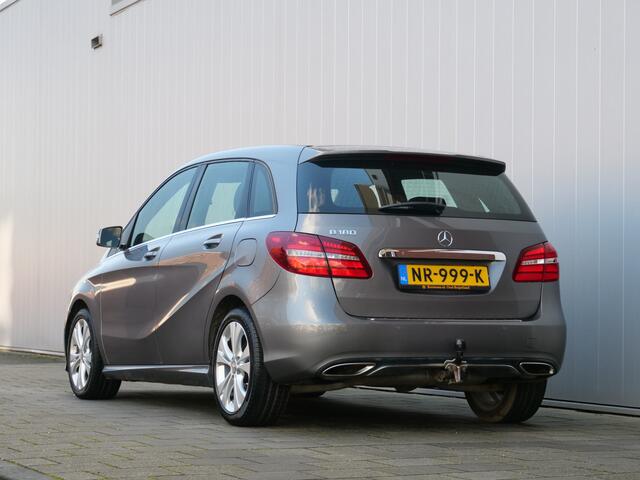 Mercedes-Benz B-KLASSE 180 Ambition 123 Pk Navigatie / PDC / Trekhaak