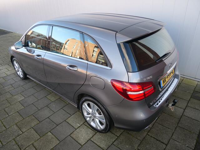Mercedes-Benz B-KLASSE 180 Ambition 123 Pk Navigatie / PDC / Trekhaak