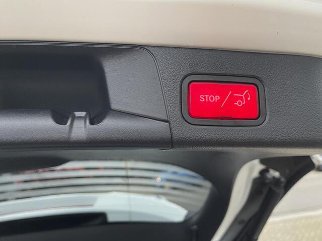 Mercedes-Benz B-KLASSE 250 e Advantage 17"/Head-up/Leder + memory/Camera/Elektrische klep/PDC v+a/Apple Carplay & Android auto/Stoelverwarming