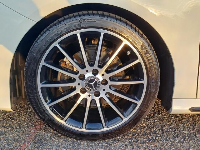 Mercedes-Benz B-KLASSE 180 EDITION | NL | AMG-Line | Pano Dak | LED | Camera | Navi | Cruise | 18 INCH
