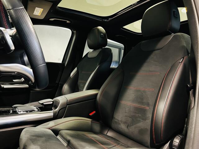 Mercedes-Benz B-KLASSE 180 AMG // Panoramadak // Camera // Augemented Reality // Carplay // Elek. Achterklep // Night Pakket // Cruise Control