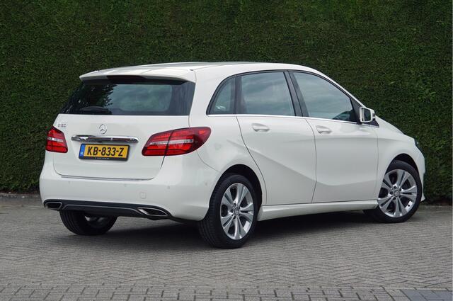 Mercedes-Benz B-KLASSE B 180 Ambition | Camera Stoelverwarming | Dealeronderhouden