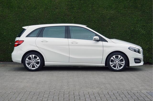 Mercedes-Benz B-KLASSE B 180 Ambition | Camera Stoelverwarming | Dealeronderhouden