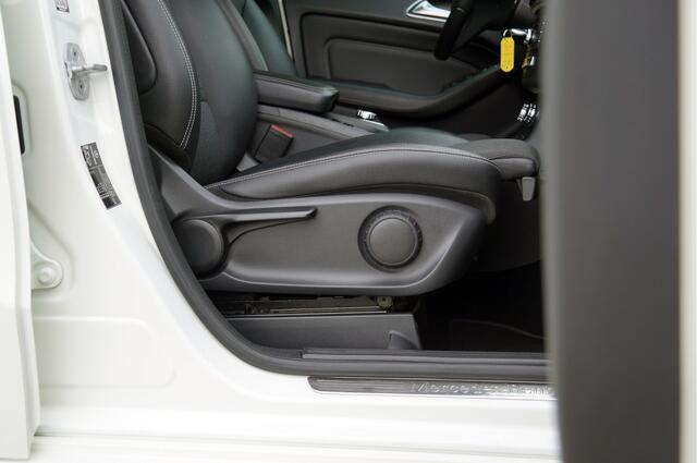 Mercedes-Benz B-KLASSE B 180 Ambition | Camera Stoelverwarming | Dealeronderhouden