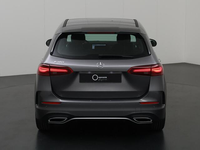 Mercedes-Benz B-KLASSE 180 Star Edition AMG Line | Winterpakket | Panoramadak | Trekhaak | Multiebeam | Memory