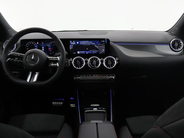Mercedes-Benz B-KLASSE 180 Star Edition AMG Line | Winterpakket | Panoramadak | Trekhaak | Multiebeam | Memory