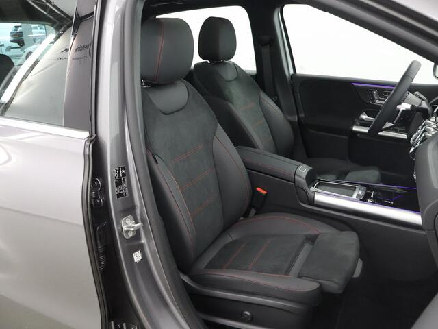 Mercedes-Benz B-KLASSE 180 Star Edition AMG Line | Winterpakket | Panoramadak | Trekhaak | Multiebeam | Memory