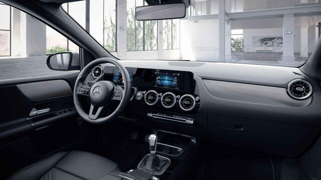 Mercedes-Benz B-KLASSE 160 Advantage | Trekhaak | Achteruitrijcamera | Style Plus Pakket |