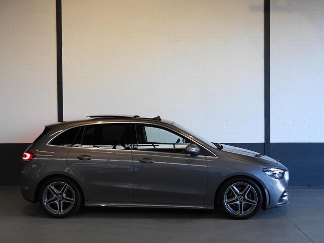 Mercedes-Benz B-KLASSE B180 Aut. AMG NAVI/SCHUIFDAK/LED/TREKHAAK/18"LMV!