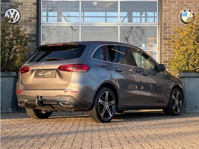 Mercedes-Benz B-KLASSE B 250 E - EL. TREKH. - WIDESCREEN - AMBIENTEVERL.
