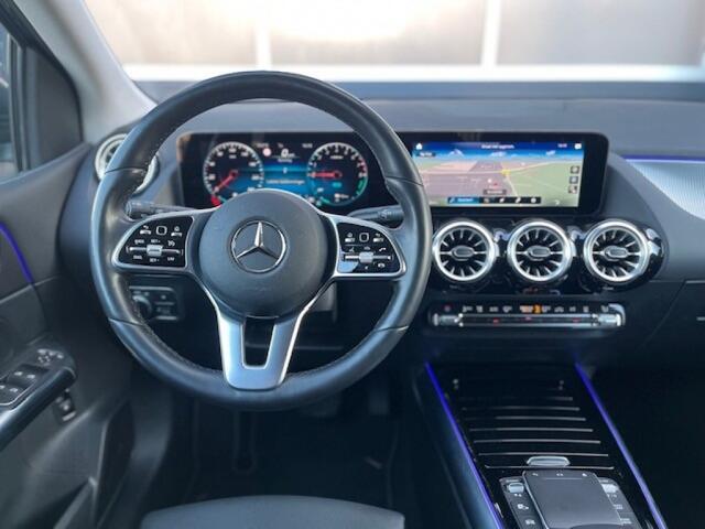 Mercedes-Benz B-KLASSE B 250 E - EL. TREKH. - WIDESCREEN - AMBIENTEVERL.